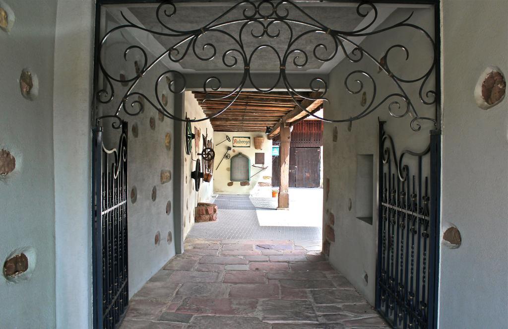 Hotel L'Auberge Alsacienne Eguisheim Kültér fotó